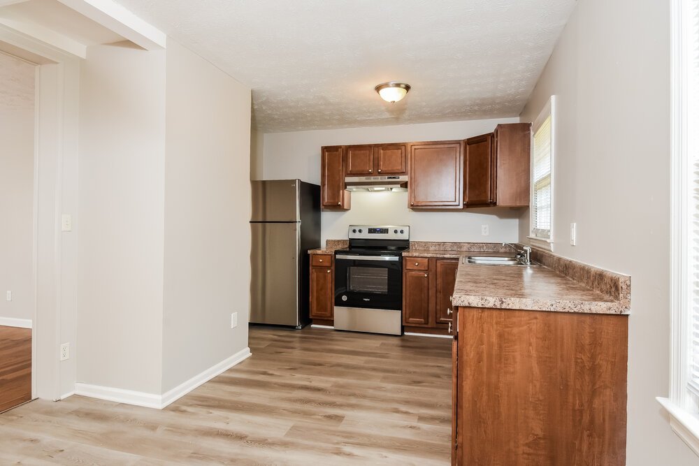 3-Bed Rental on 4355 Donegal Circle photo 6