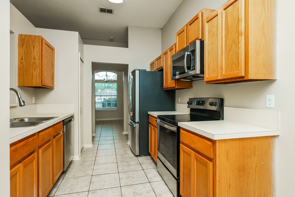 4-Bed Rental on 7811 Invermere Blvd photo 6