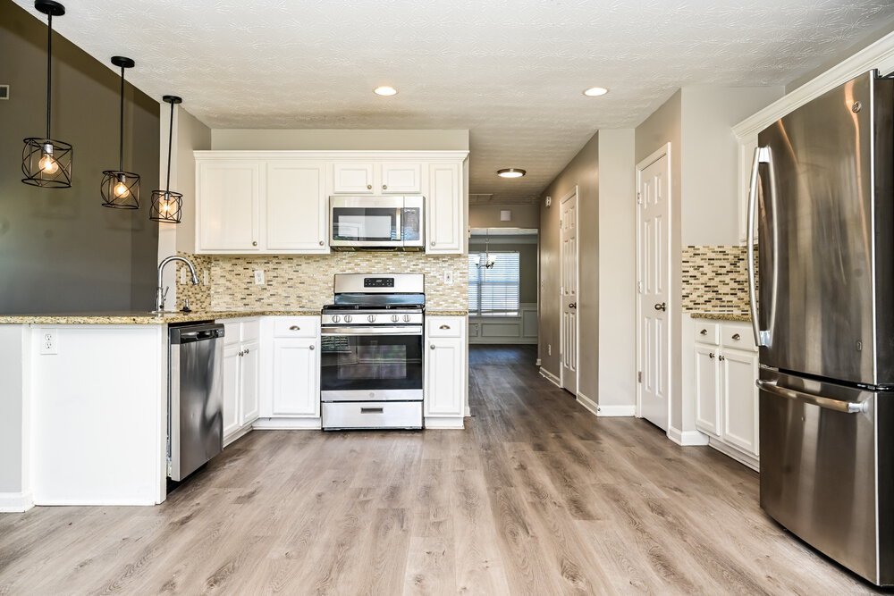 5-Bed Rental on 204 Biltmore Way photo 6