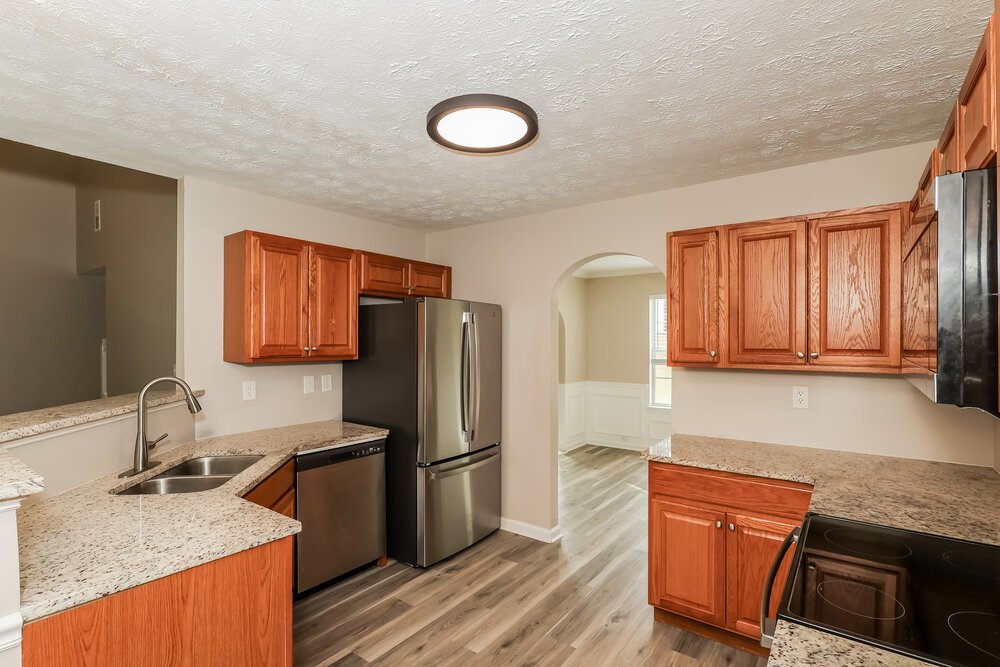 4-Bed Rental on 625 Blueangel Dr photo 6