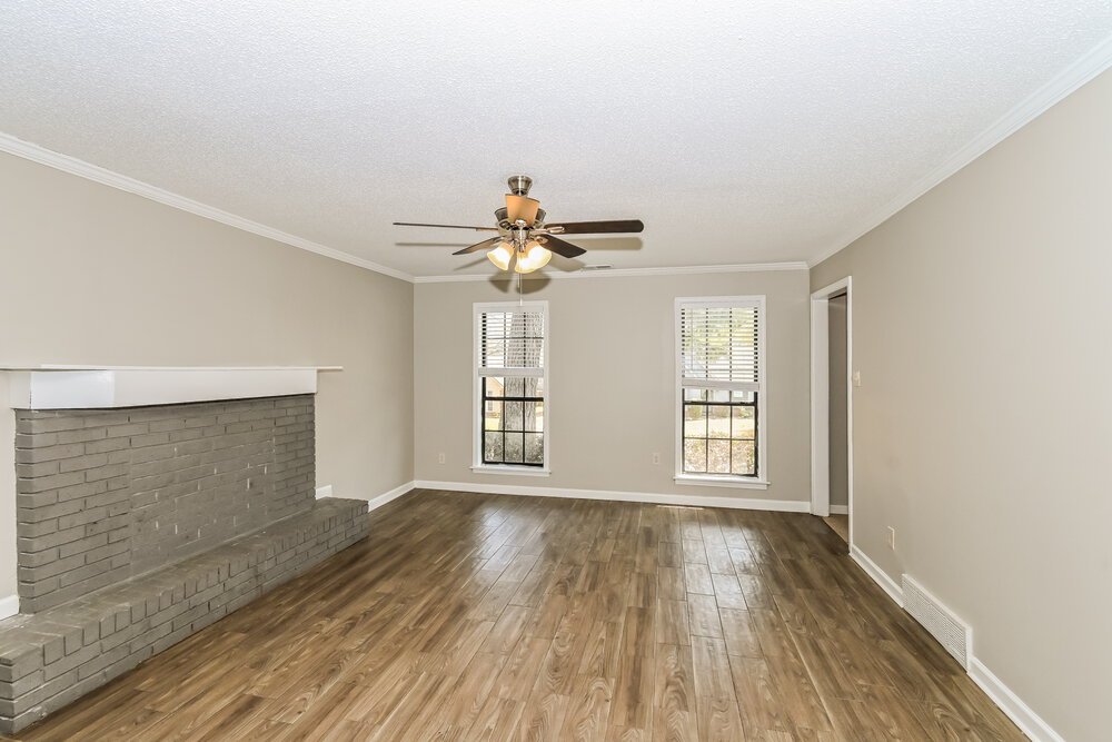 4-Bed Rental on 1053 Dove Hollow photo 6