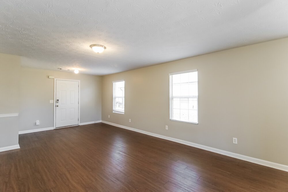3-Bed Rental on 465 Cathedral Dr photo 6