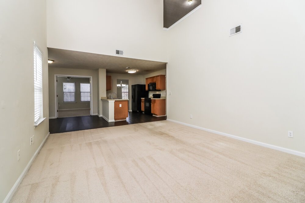 3-Bed Rental on 3425 Sandlake Dr photo 6