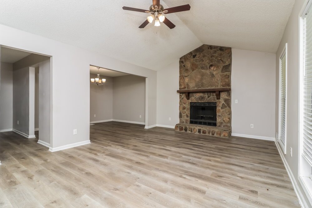 3-Bed Rental on 3058 Favor Pines photo 6