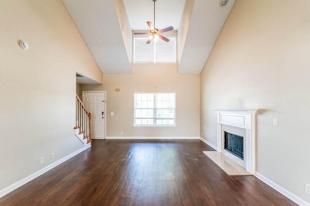 3-Bed Rental on 2006 Zion Ln photo 6