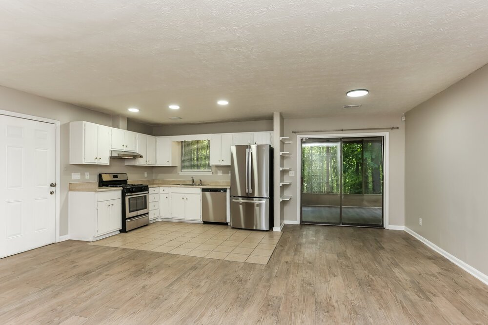 3-Bed Rental on 1582 Kings Ridge photo 6