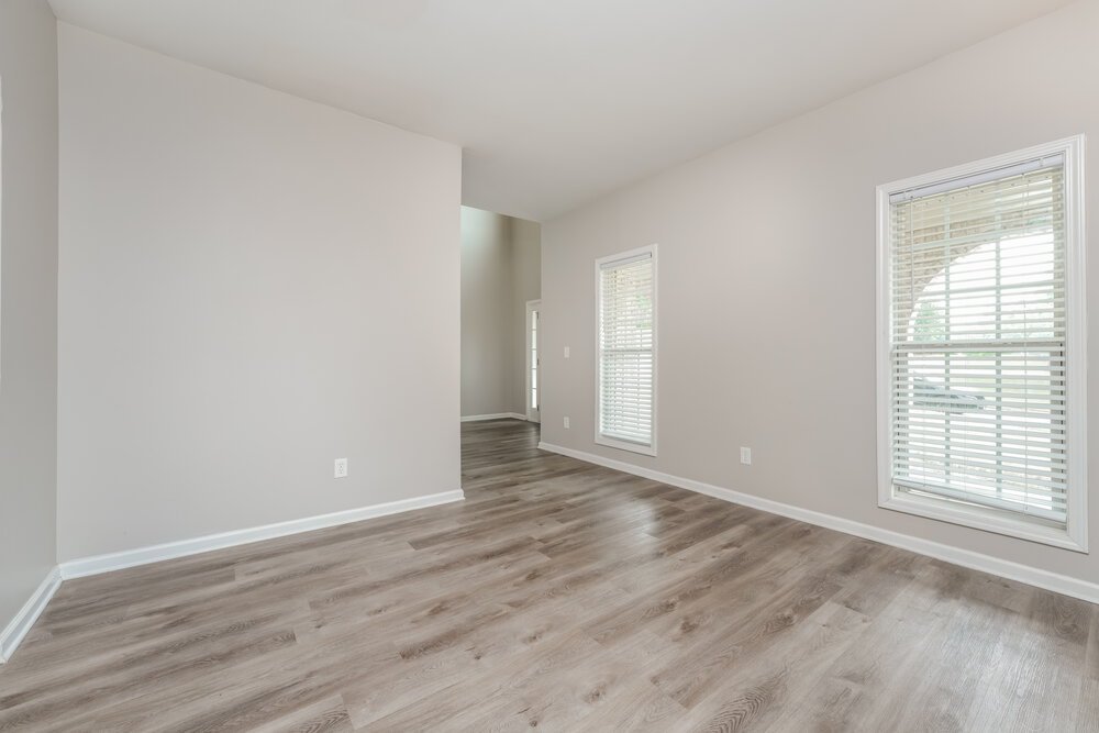 4-Bed Rental on 2054 Jessica Way photo 6