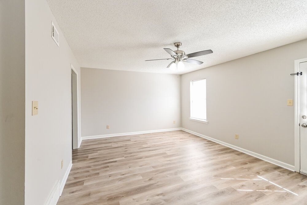 2-Bed Rental on 7764 Biloxi Cv photo 6