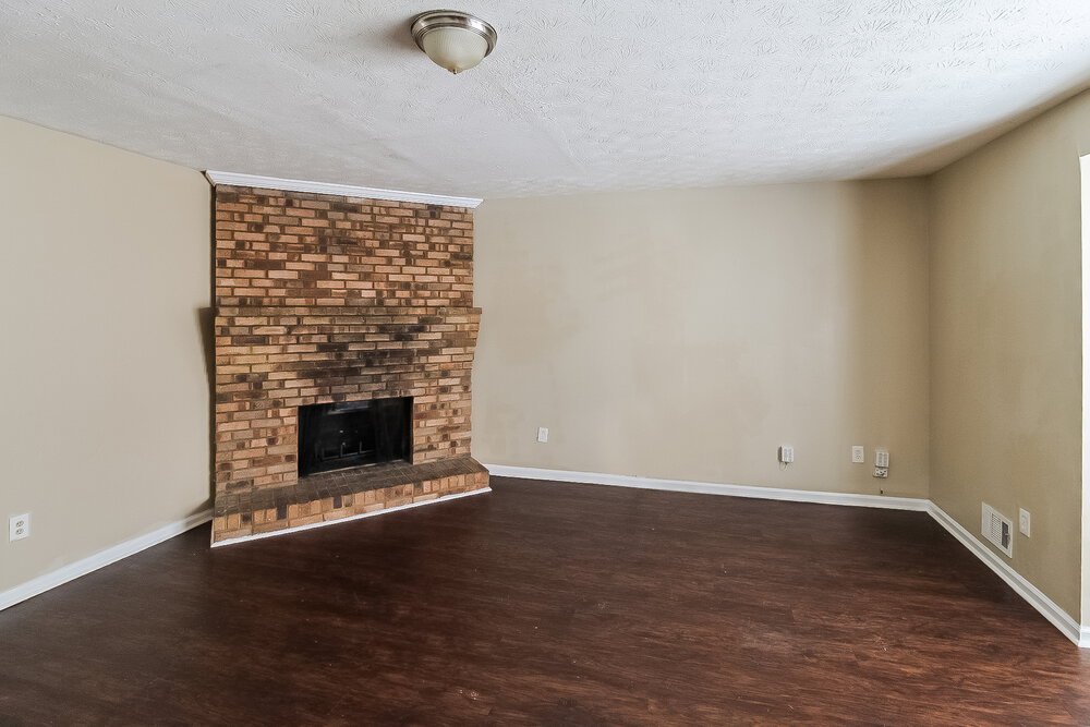 3-Bed Rental on 5351 Ridgemere Ct photo 6