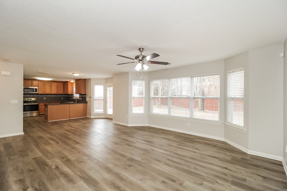 4-Bed Rental on 494 Darbys Run photo 6