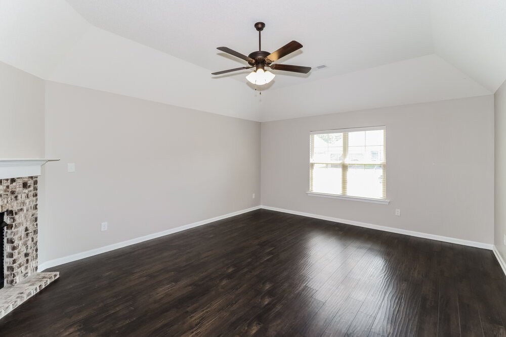 4-Bed Rental on 9466 Darren Cir photo 6