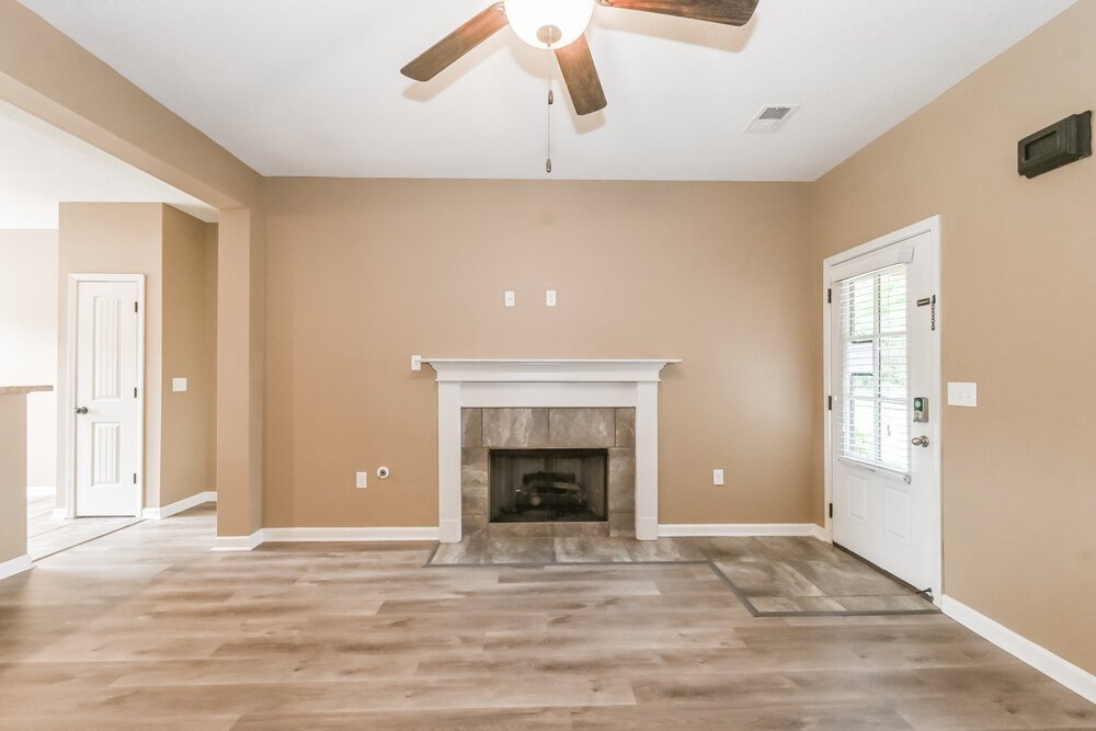 4-Bed Rental on 2687 Sapper Ln photo 6