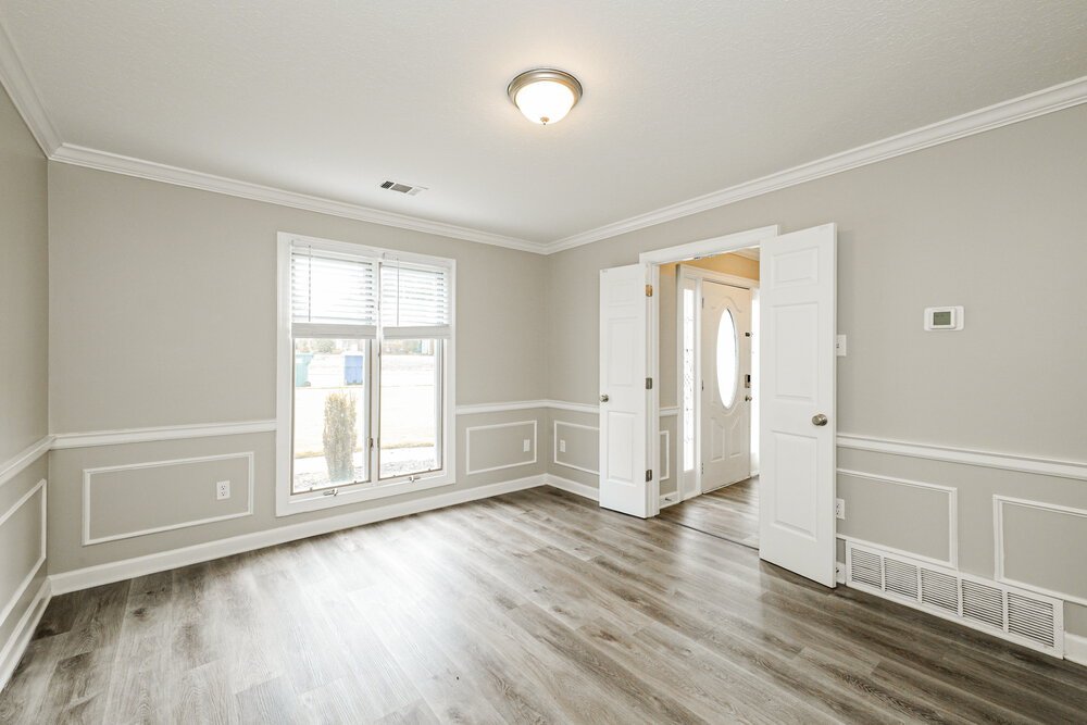 4-Bed Rental on 7440 Richmond Rd photo 7
