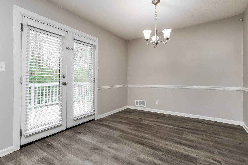3-Bed Rental on 661 Greenview Ave photo 7