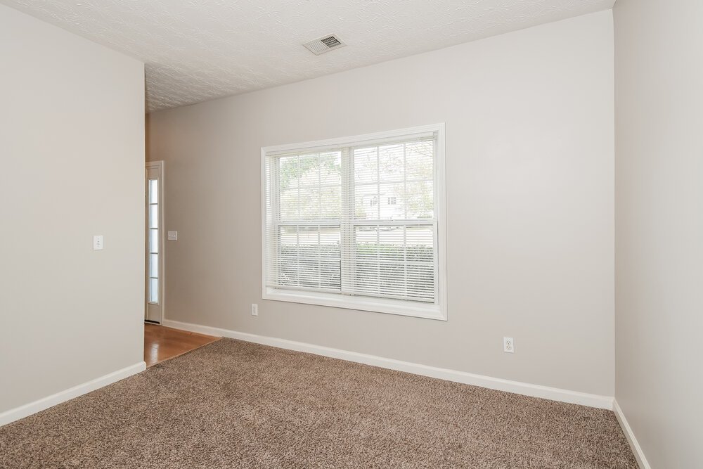 3-Bed Rental on 2217 Baker Carter photo 7