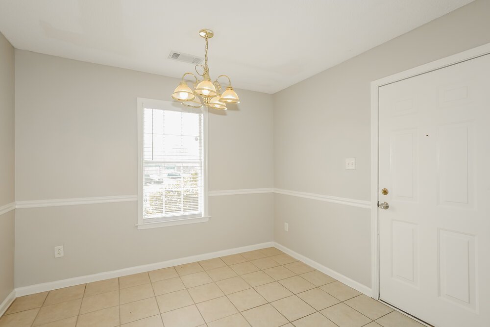 3-Bed Rental on 10352 Walden Pine photo 7