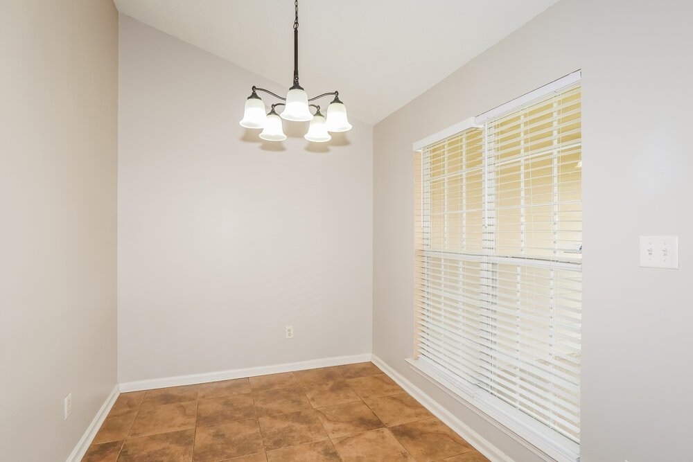 3-Bed Rental on 10333 Cottage Oaks photo 7