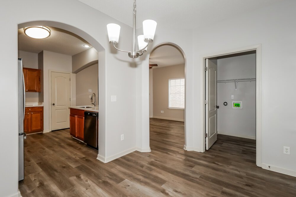 3-Bed Rental on 1254 Carlton Ridge photo 7