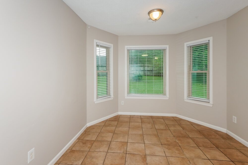 4-Bed Rental on 1040 Trappers Cv photo 7