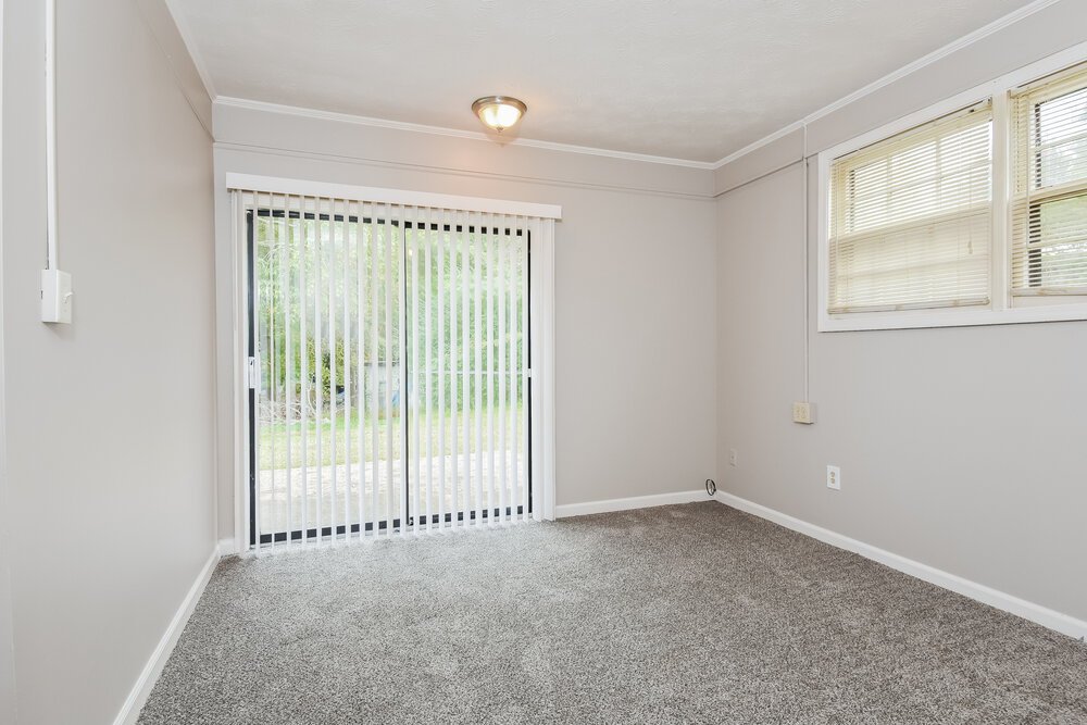 3-Bed Rental on 4355 Donegal Circle photo 7