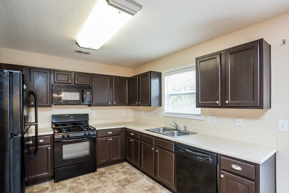 3-Bed Rental on 108 Mount Comet photo 7