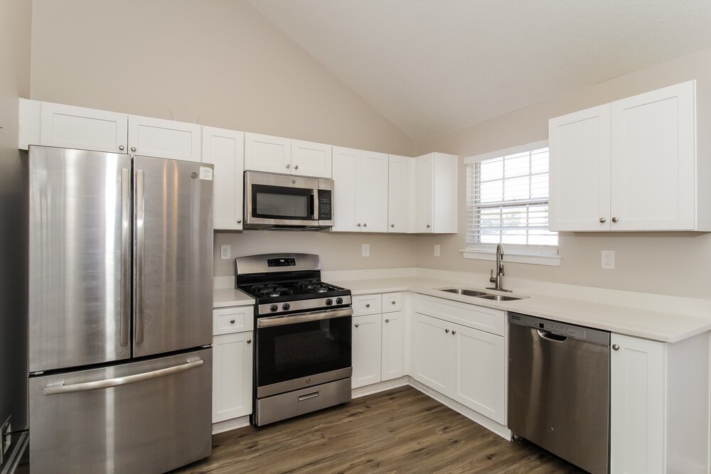 4-Bed Rental on 714 Cherry Branch photo 7