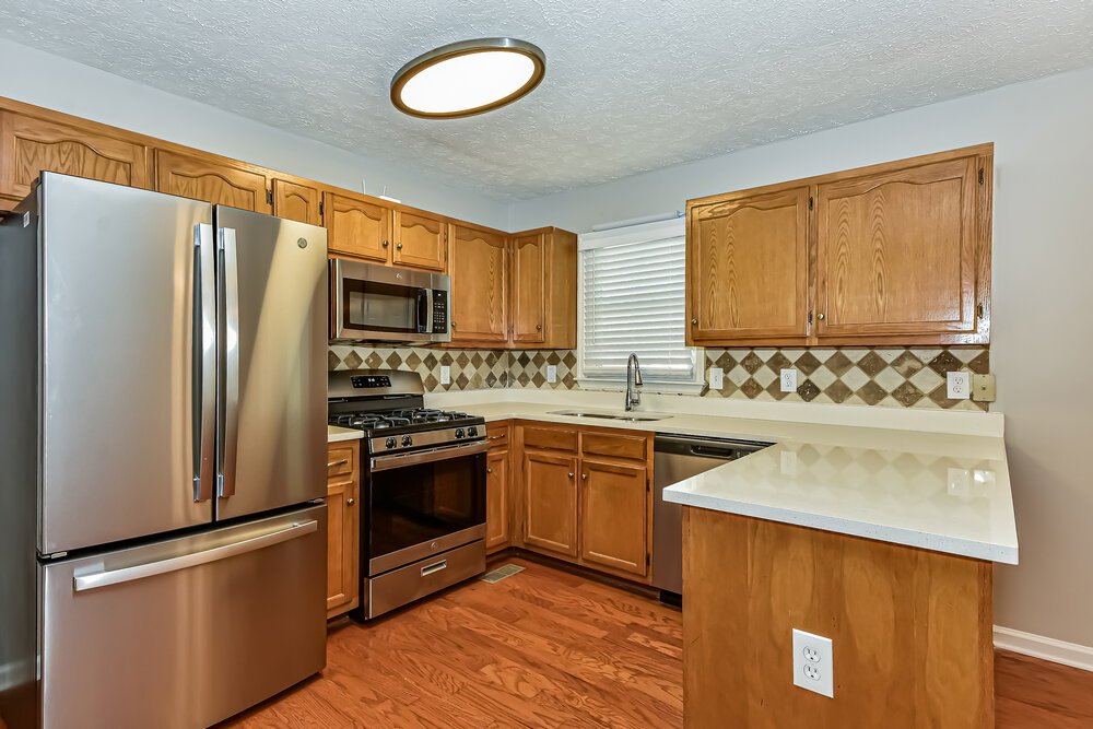 3-Bed Rental on 111 Brookfield Ct photo 7