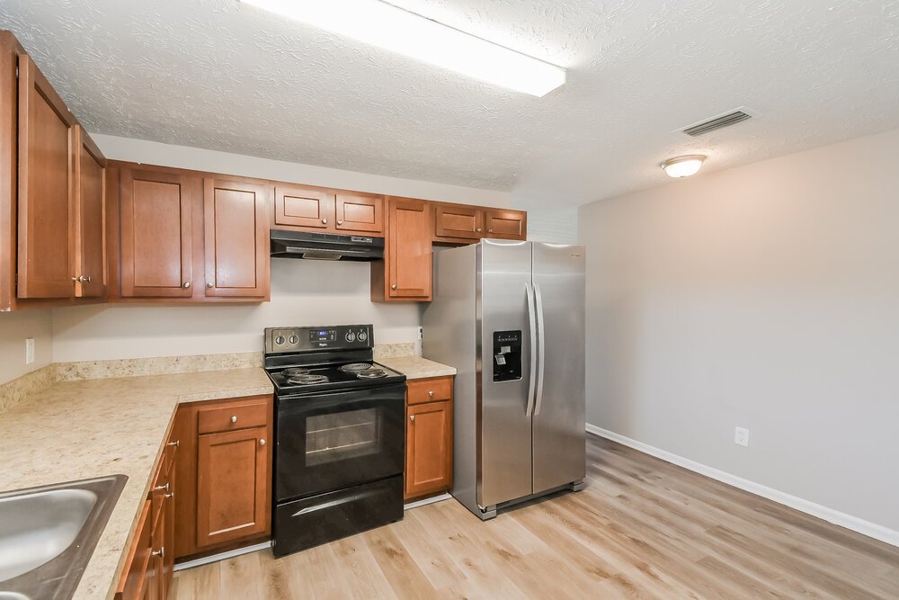 4-Bed Rental on 5664 Minocqua St photo 7