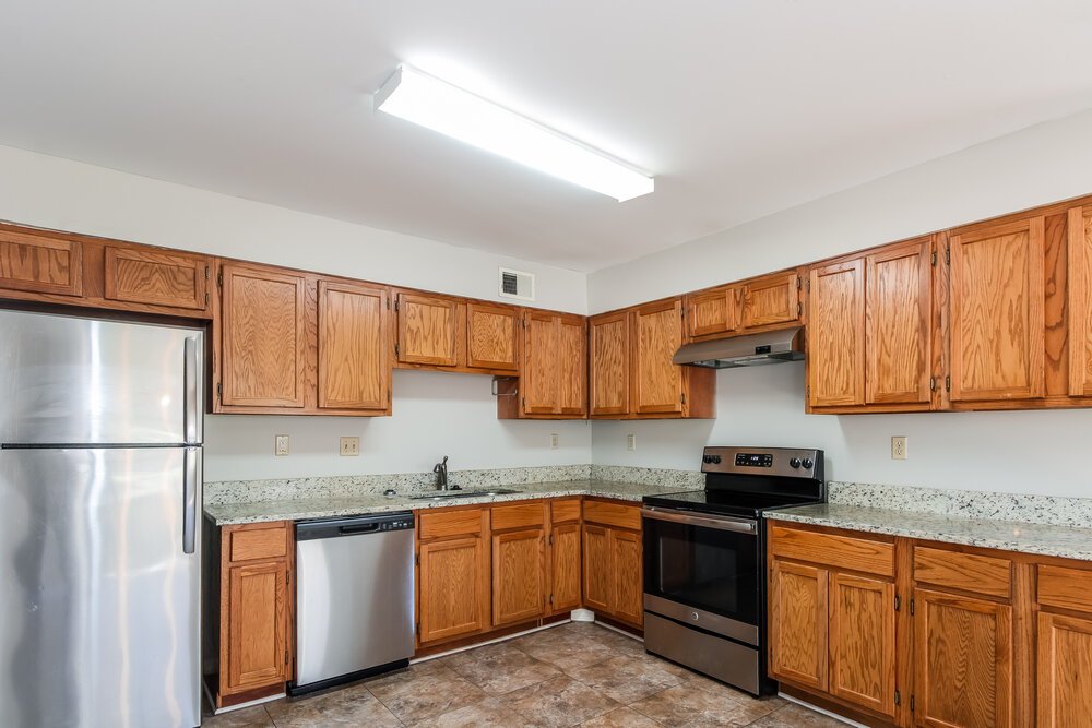 4-Bed Rental on 9089 Hearth Stone photo 7