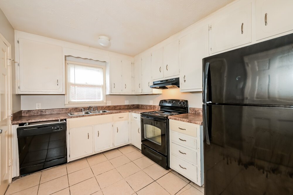 3-Bed Rental on 5353 Ridgemere Ct photo 7