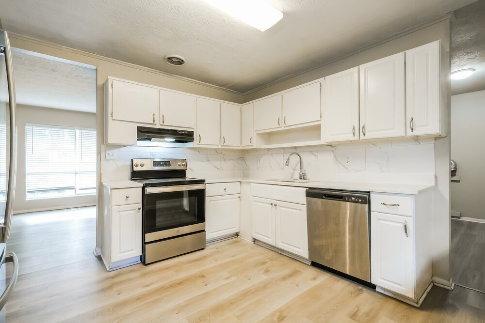 4-Bed Rental on 8268 Dunellen Lane photo 7