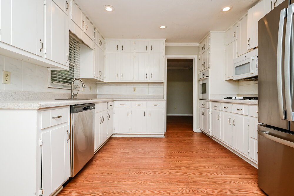 4-Bed Rental on 564 Clubhouse Dr photo 7