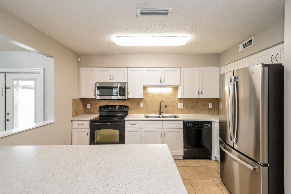 3-Bed Rental on 1967 Bluebird Run photo 7