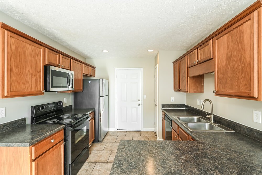3-Bed Rental on 176 Howard Woody photo 7