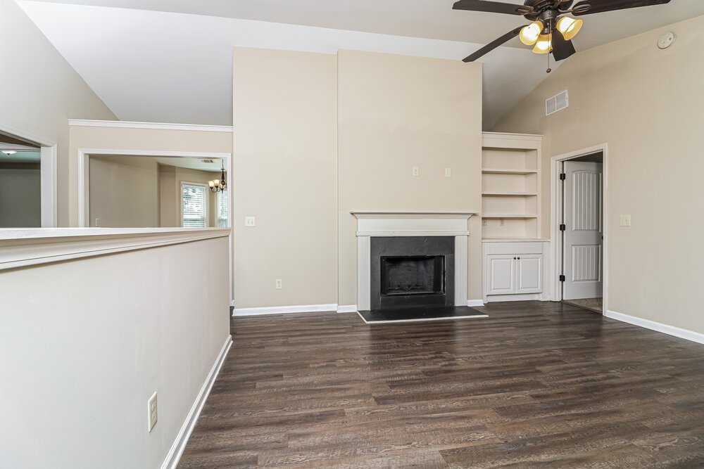 5-Bed Rental on 981 West Avenue photo 7