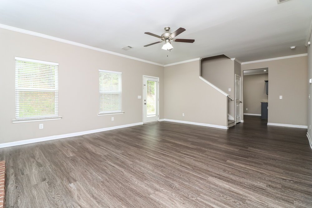 4-Bed Rental on 398 Fieldcrest Drive photo 7