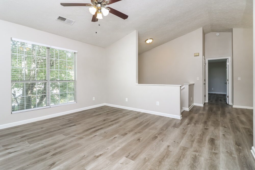 3-Bed Rental on 3716 Crescent Hill photo 7
