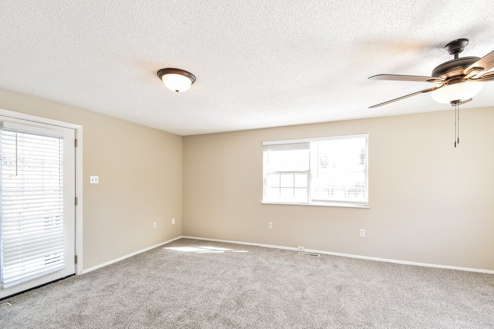 5-Bed Rental on 6815 Azalea Hill photo 7