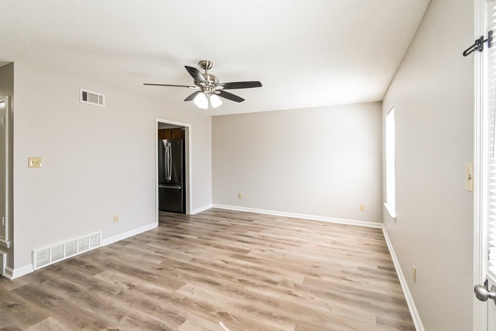 2-Bed Rental on 7764 Biloxi Cv photo 7