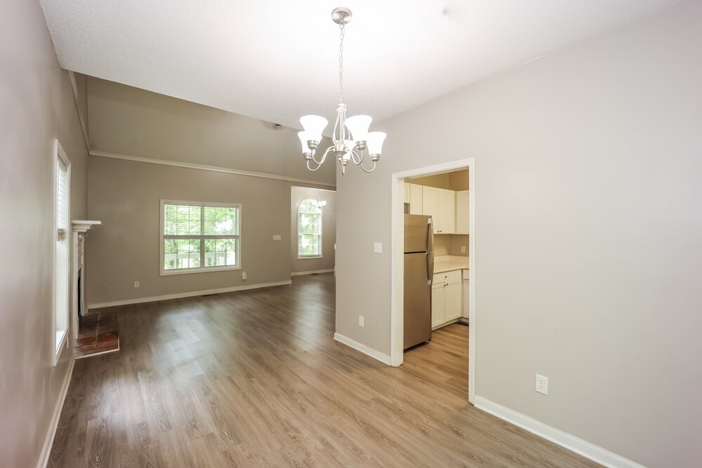 4-Bed Rental on 4250 Winding Trail photo 7