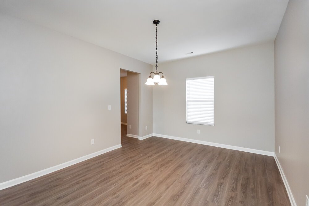 5-Bed Rental on 4047 Clay Ct photo 7