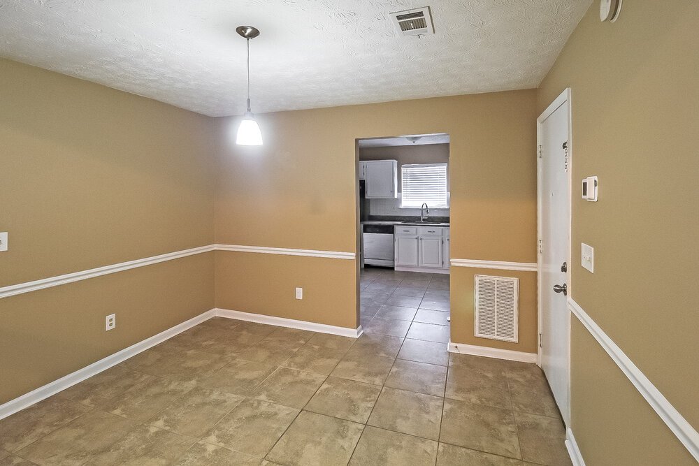 3-Bed Rental on 7186 Fair Harbor photo 7