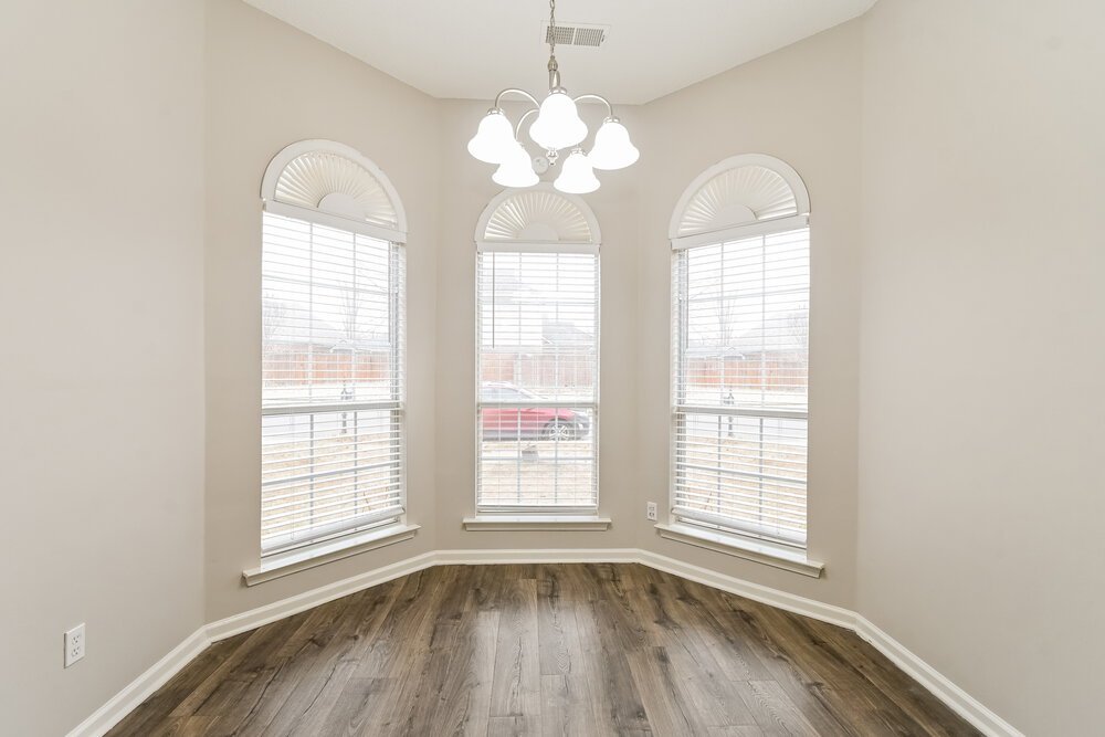 4-Bed Rental on 2752 Misty Valley photo 7