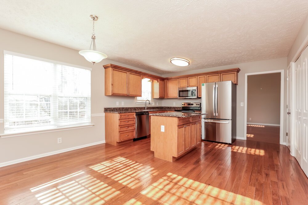 3-Bed Rental on 7136 Legacy Dr photo 7