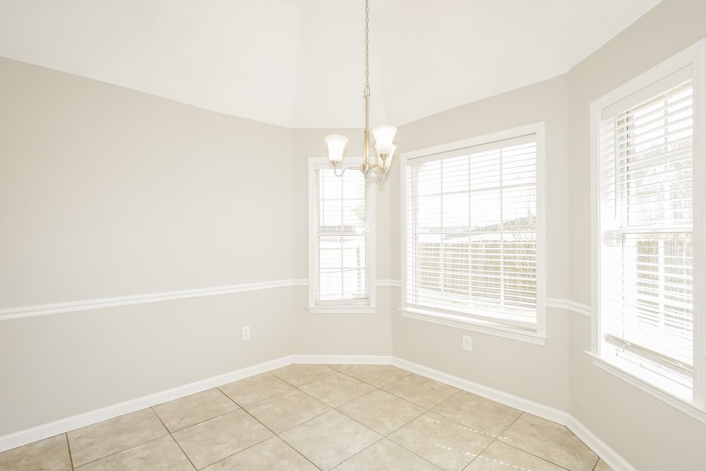 3-Bed Rental on 145 Cameron Dr photo 7