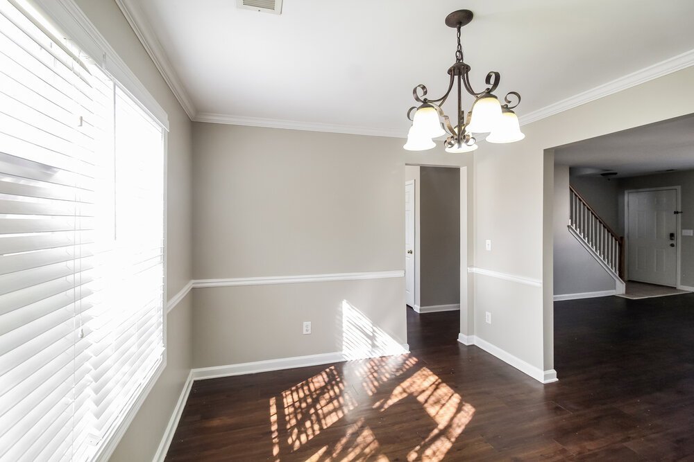 4-Bed Rental on 854 Langley View photo 8