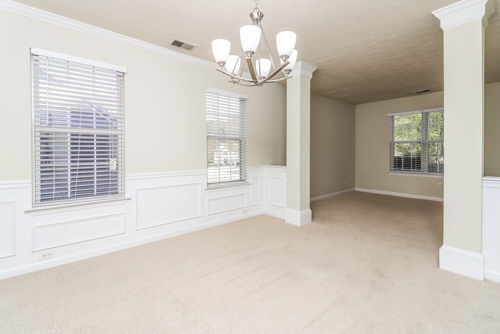 3-Bed Rental on 3425 Sandlake Dr photo 8