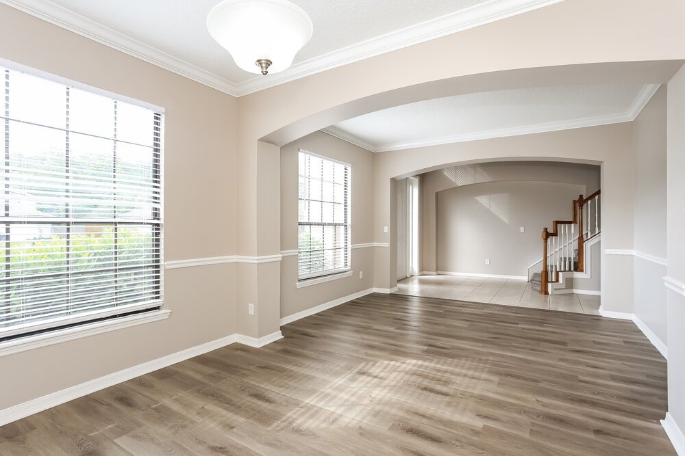 5-Bed Rental on 703 Red Cedar photo 8