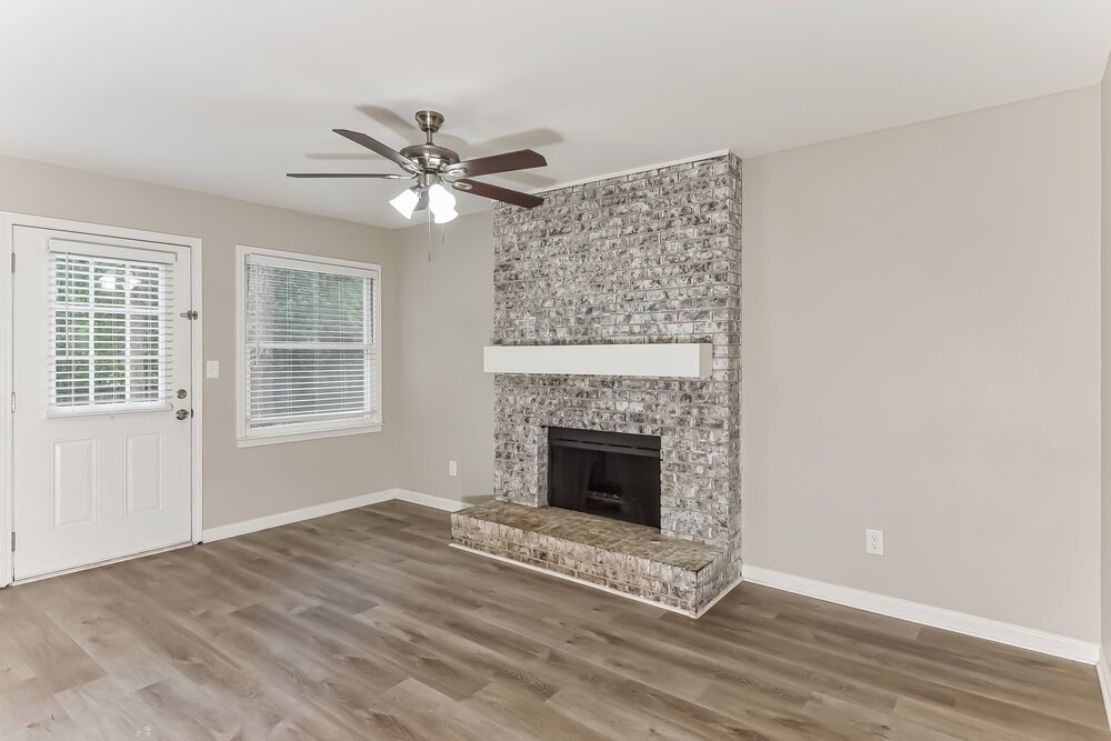 3-Bed Rental on 3811 Eden Glen photo 8