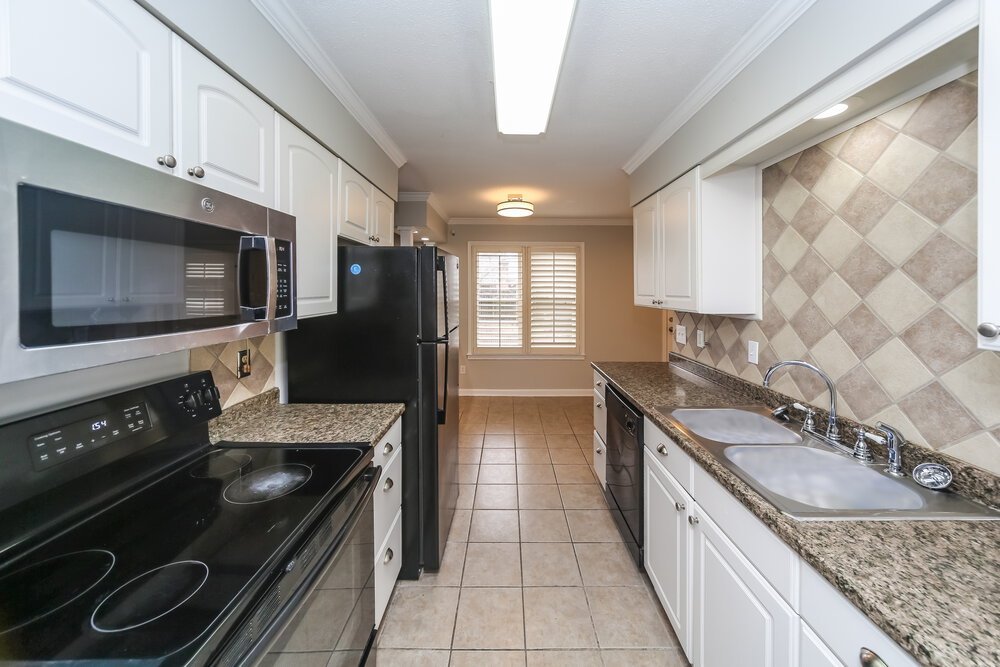 3-Bed Rental on 1585 Pepperwood St photo 8
